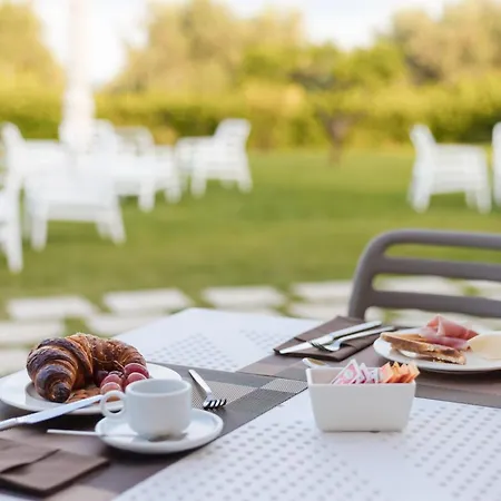 Nocleg ze śniadaniem Eirene 4*