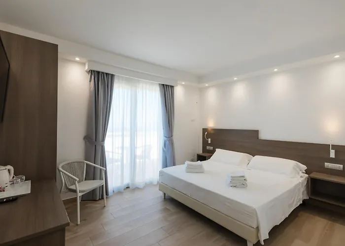 Eirene Bed & Breakfast 4*