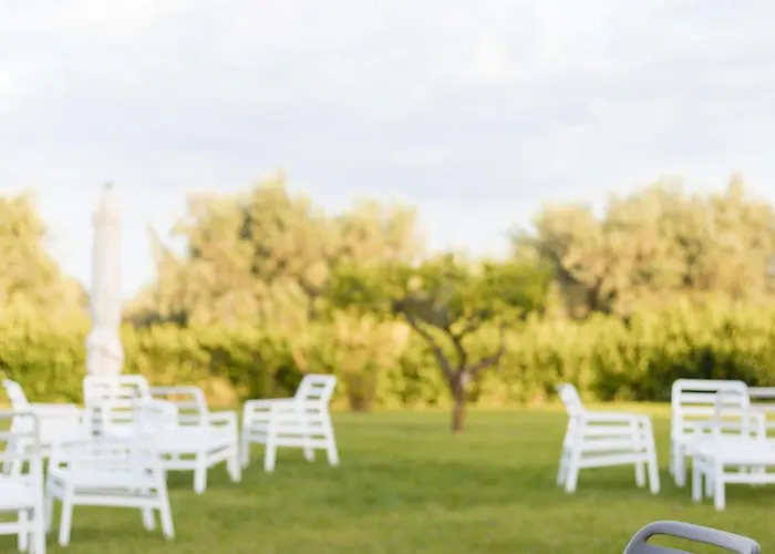 Eirene Bed & Breakfast 4*